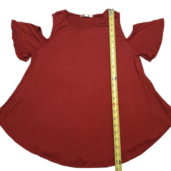 Heart and Hips Top Womens Medium Red Cold Shoulder Short Sleeve Stretch - Picture 4 of 11
